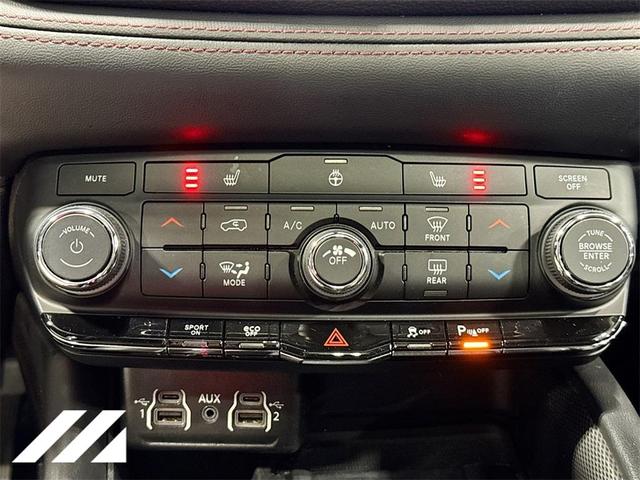Photo of 2022 Octane Red Pearlcoat Dodge Durango