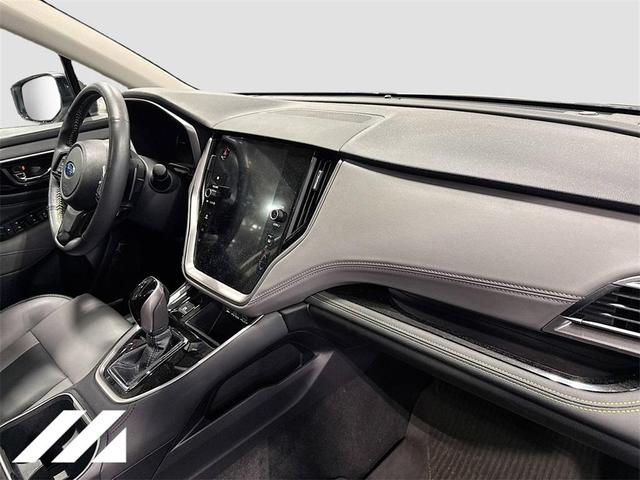 Photo of 2024 Crystal White Pearl Subaru Outback