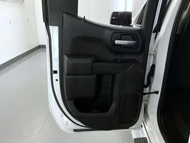 Photo of 2022 Summit White Chevrolet Silverado 1500