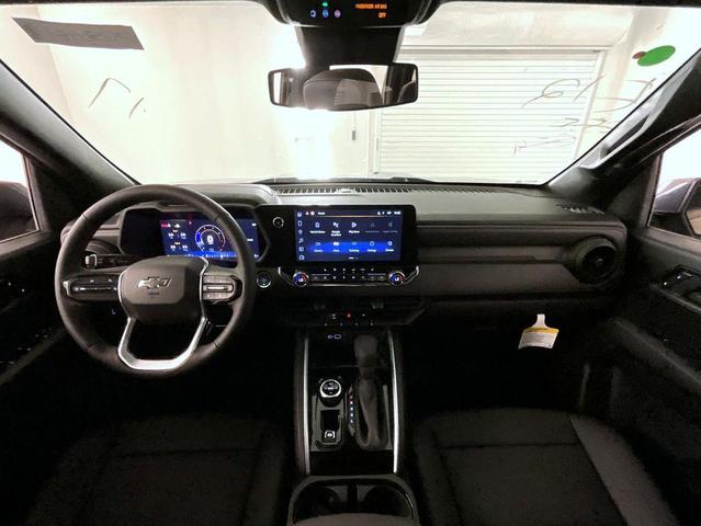 Photo of 2025 Black Chevrolet Colorado