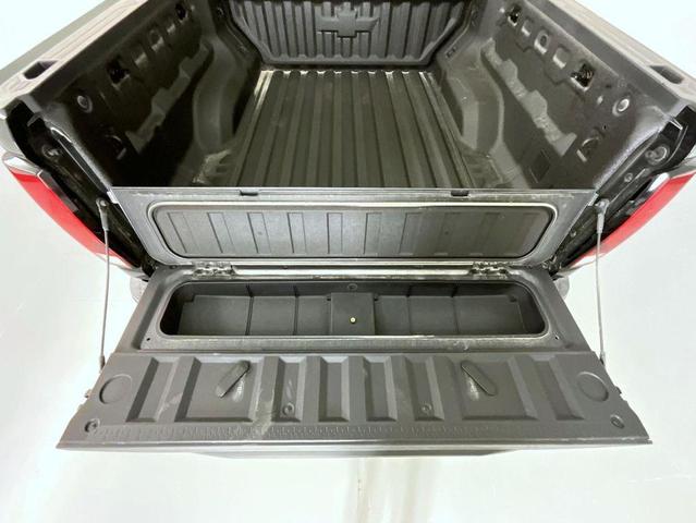 Photo of 2025 Black Chevrolet Colorado