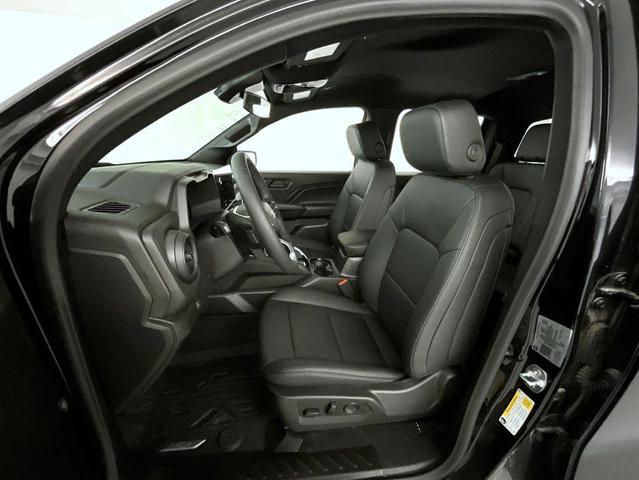 Photo of 2025 Black Chevrolet Colorado