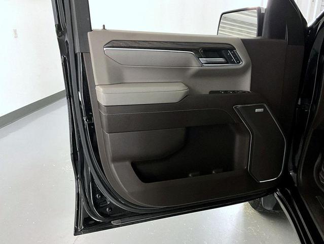 Photo of 2024 Black Chevrolet Silverado 1500