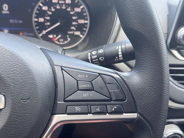 Photo of 2020 Glacier White Nissan Altima