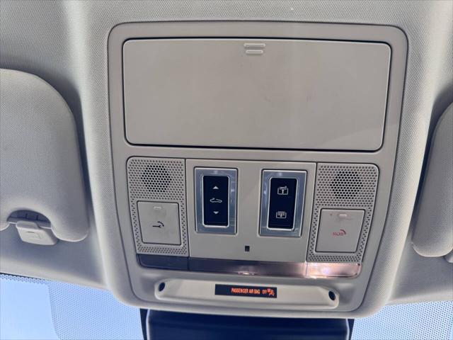 Photo of 2016 Polaris White Jaguar XF