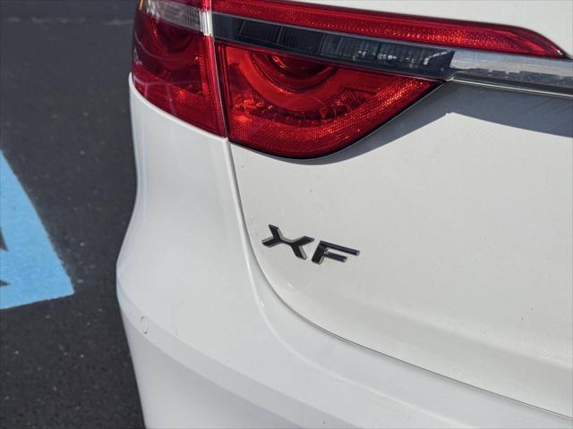 Photo of 2016 Polaris White Jaguar XF