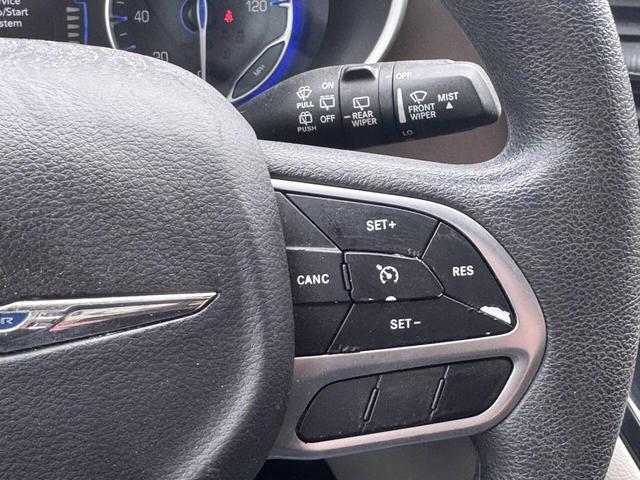 Photo of 2017 Red Chrysler Pacifica