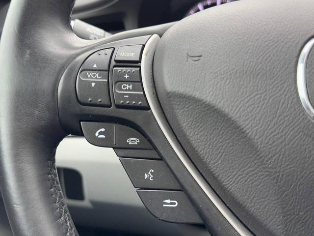 Photo of 2016 Crystal Black Pearl Acura ILX