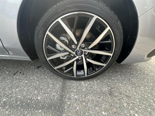 Photo of 2025 Ice Silver Metallic Subaru Impreza