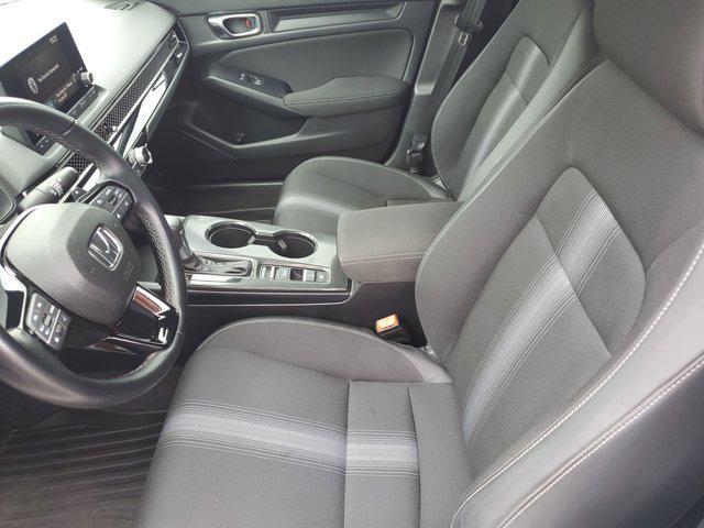 Photo of 2025 Platinum White Honda Civic