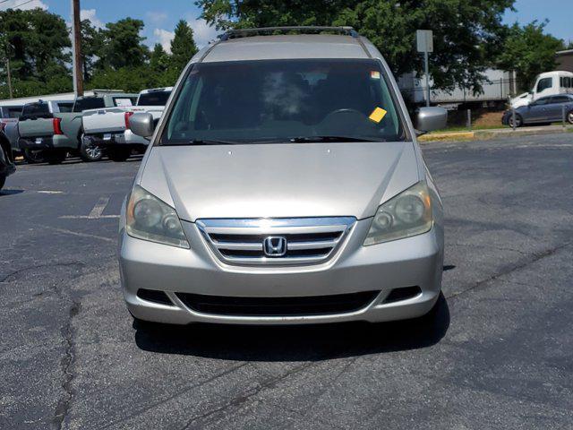 Photo of 2006 Silver Pearl Metallic Honda Odyssey