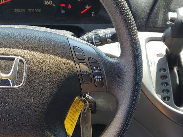 Photo of 2006 Silver Pearl Metallic Honda Odyssey