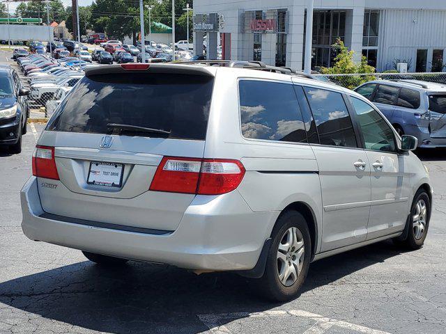 Photo of 2006 Silver Pearl Metallic Honda Odyssey