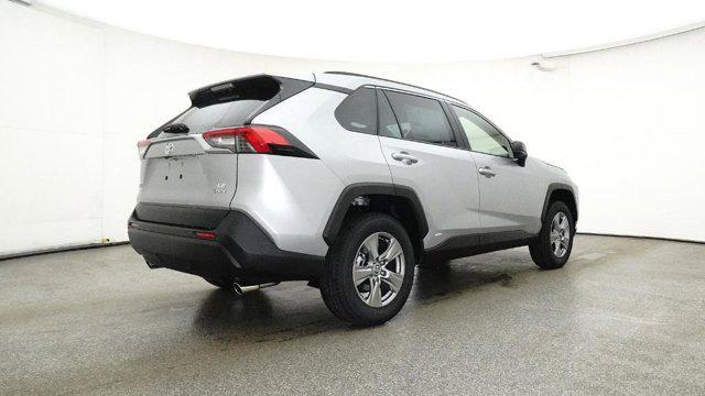 Photo of 2025 Silver Sky Metallic Toyota RAV4 Hybrid