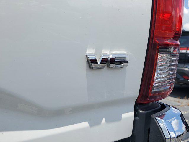 Photo of 2022 Super White Toyota Tacoma