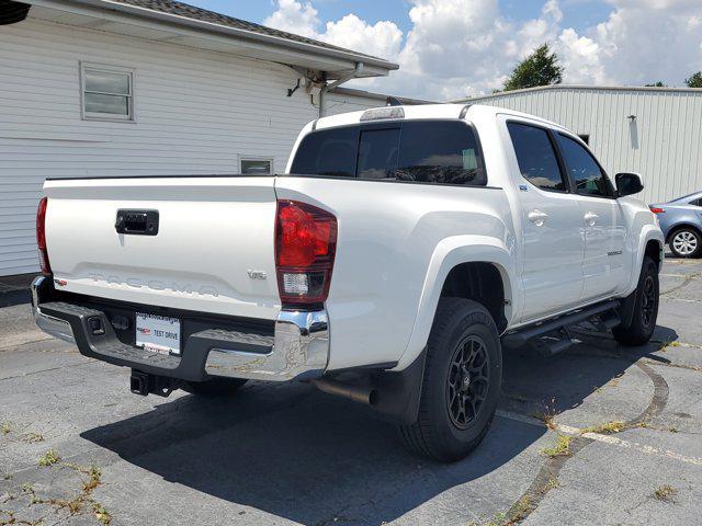 Photo of 2022 Super White Toyota Tacoma