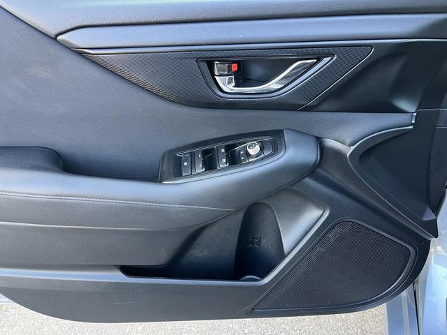 Photo of 2023 Ice Silver Metallic Subaru Legacy