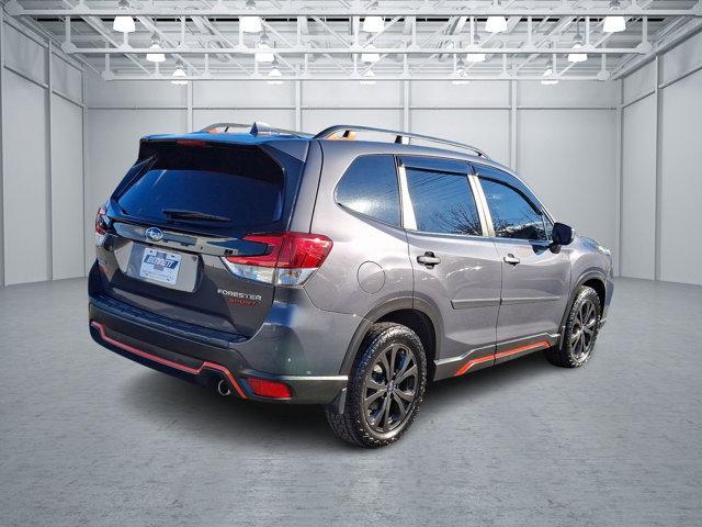 Photo of 2021 Magnetite Gray Metallic Subaru Forester