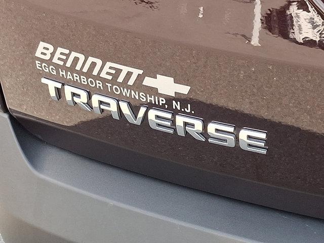 Photo of 2021 Black Cherry Metallic Chevrolet Traverse