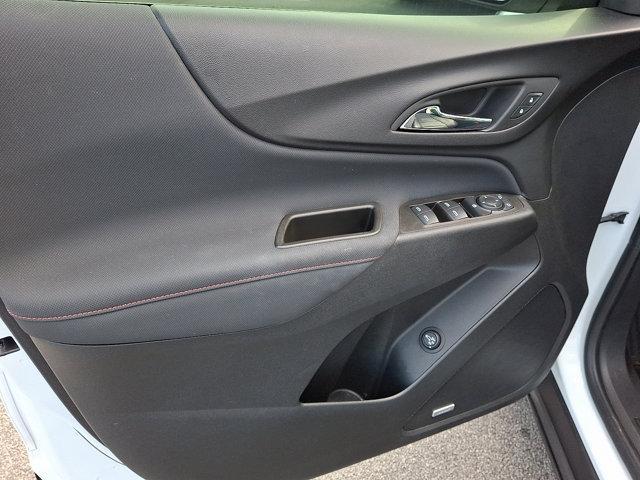 Photo of 2022 Summit White Chevrolet Equinox