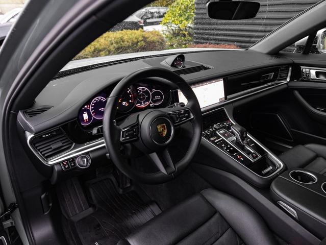 Photo of 2021 Dolomite Silver Metallic Porsche Panamera