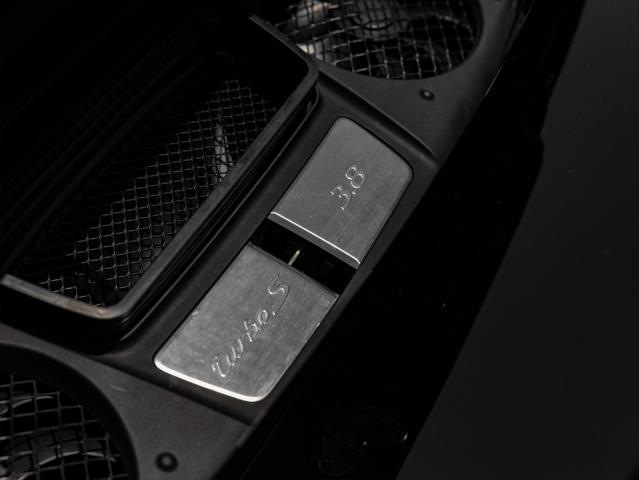 Photo of 2019 Black Porsche 911