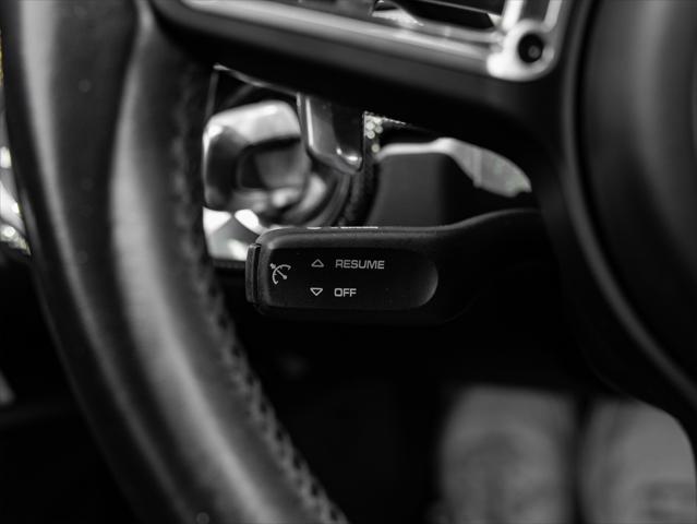 Photo of 2019 Black Porsche 911
