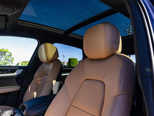 Photo of 2026 Blue Porsche Cayenne