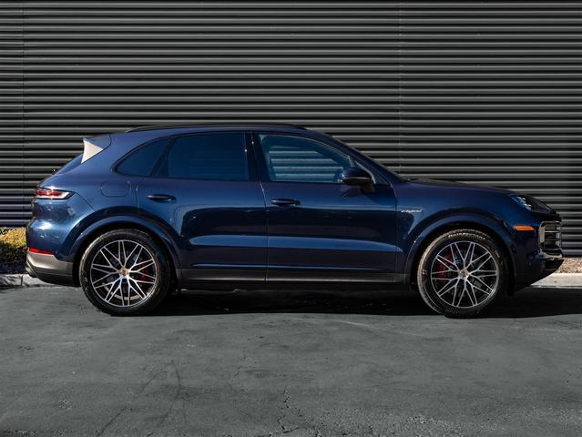 Photo of 2026 Blue Porsche Cayenne