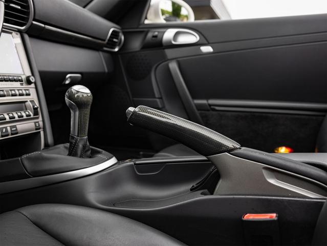 Photo of 2008 Carrara White Porsche 911