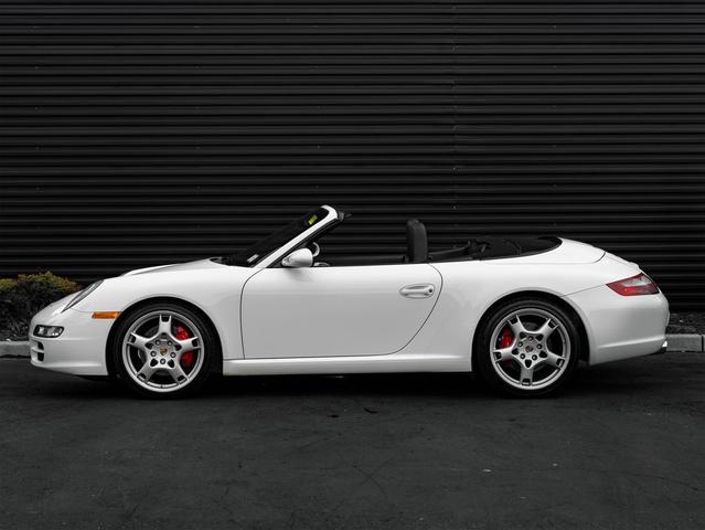 Photo of 2008 Carrara White Porsche 911