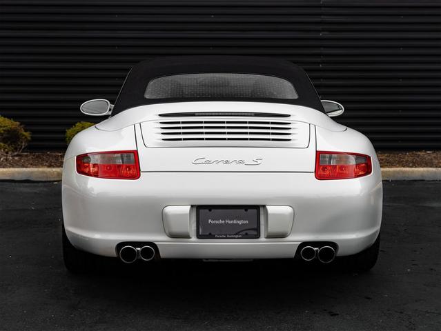 Photo of 2008 Carrara White Porsche 911