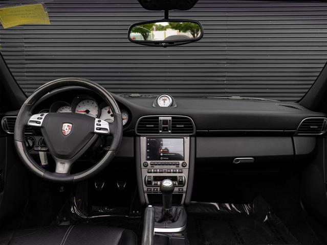 Photo of 2008 Carrara White Porsche 911