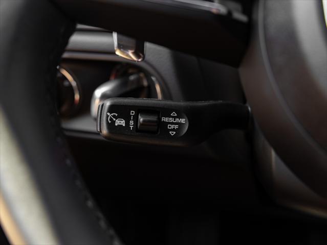 Photo of 2025 White Porsche Macan
