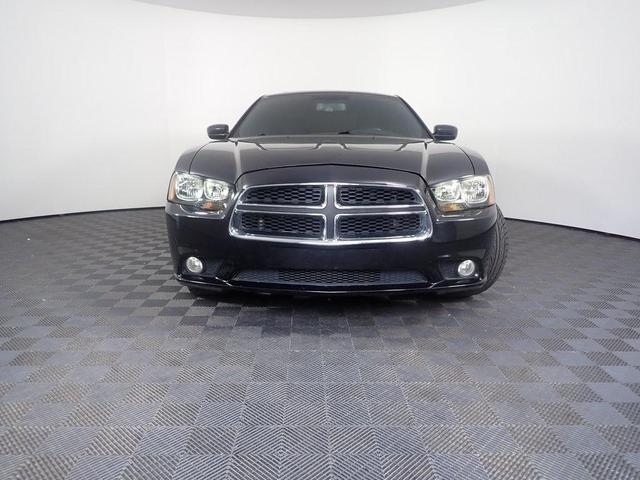 Photo of 2011 Brilliant Black Crystal Pearlcoat Dodge Charger