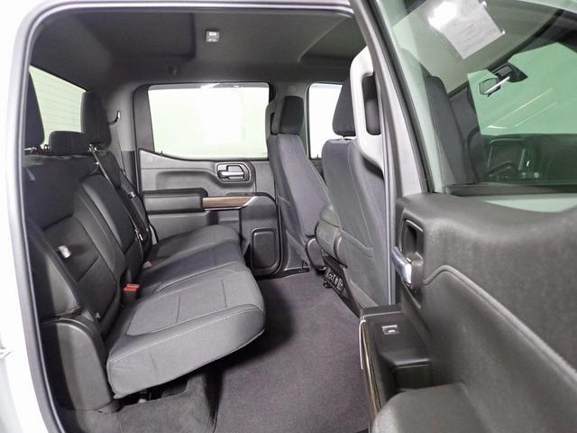 Photo of 2020 Silver Ice Metallic Chevrolet Silverado 1500