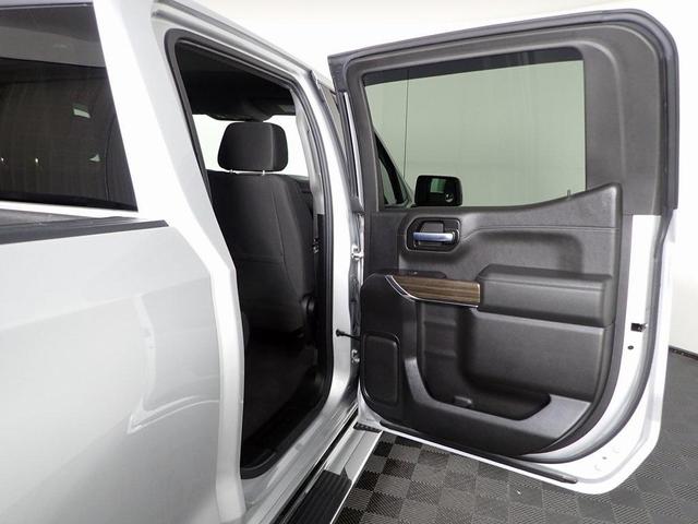 Photo of 2020 Silver Ice Metallic Chevrolet Silverado 1500
