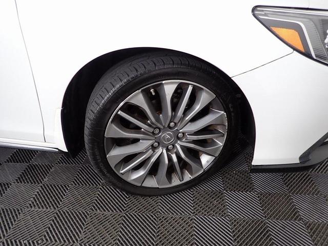 Photo of 2018 Platinum White Pearl Acura RLX