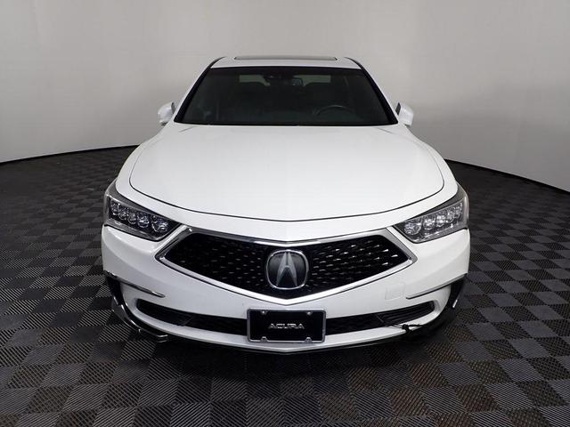 Photo of 2018 Platinum White Pearl Acura RLX