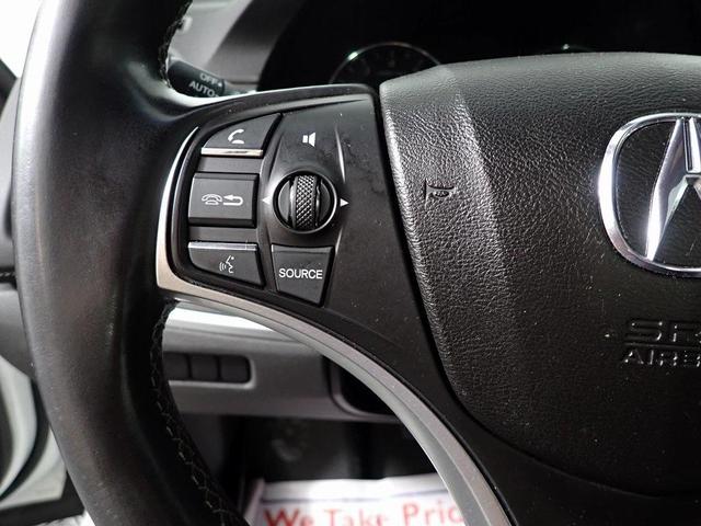 Photo of 2018 Platinum White Pearl Acura RLX