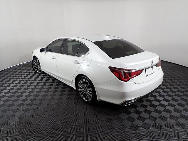 Photo of 2018 Platinum White Pearl Acura RLX