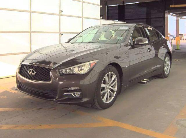 2015 Infiniti Q50