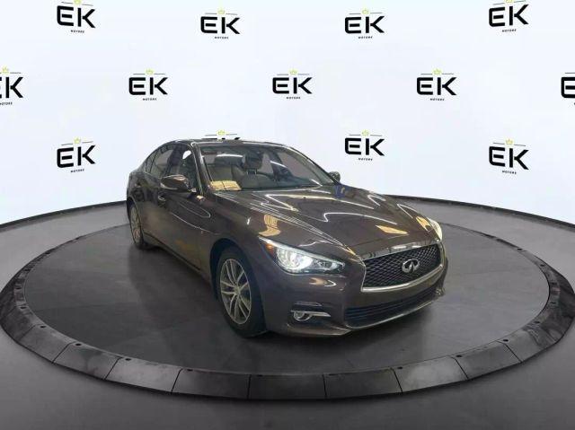 2015 Infiniti Q50