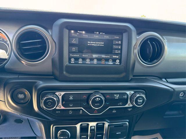 Photo of 2022 Gray Jeep Gladiator