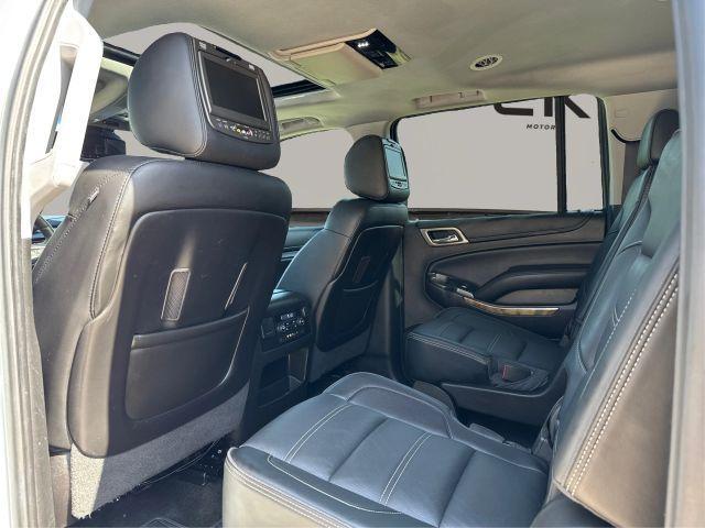 Photo of 2016 White GMC Yukon XL