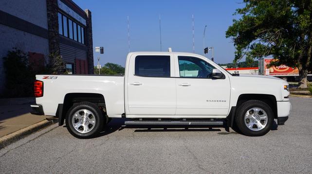 Photo of 2018 White Chevrolet Silverado 1500