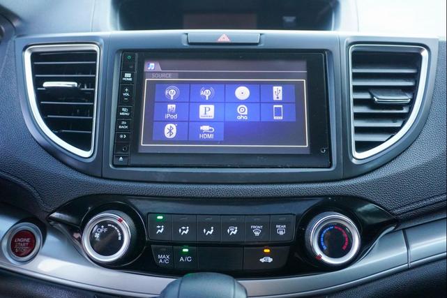 Photo of 2015 Crystal Black Pearl Honda CR-V