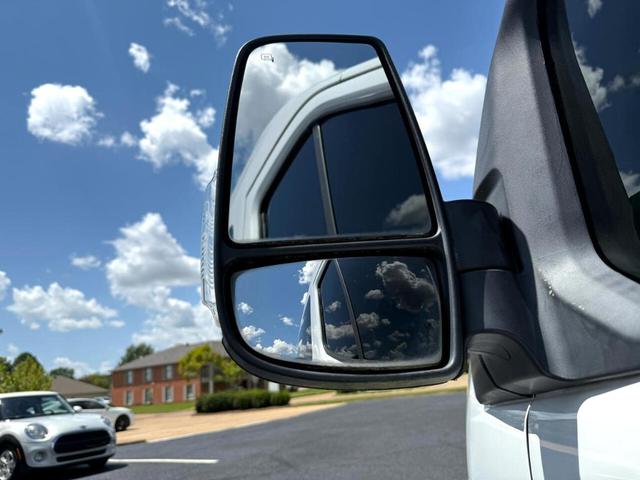 Photo of 2015 White Ford Transit-150