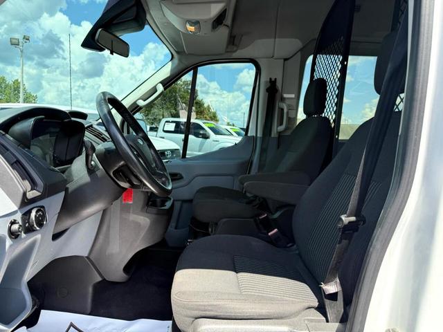 Photo of 2015 White Ford Transit-150