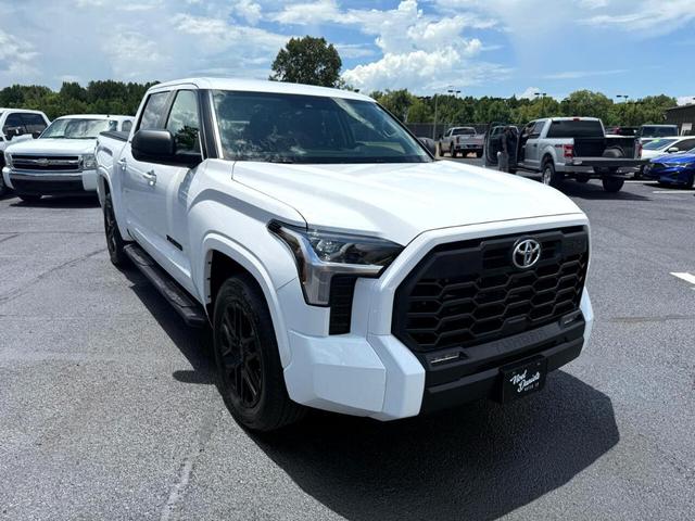 Photo of 2024 White Toyota Tundra